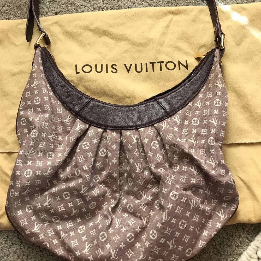 Louis Vuitton bag
